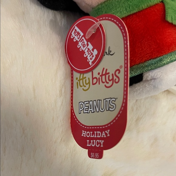 Hallmark 2018 Itty Bitty Toys for Tots Peanuts Collectibles - Picture 3 of 13